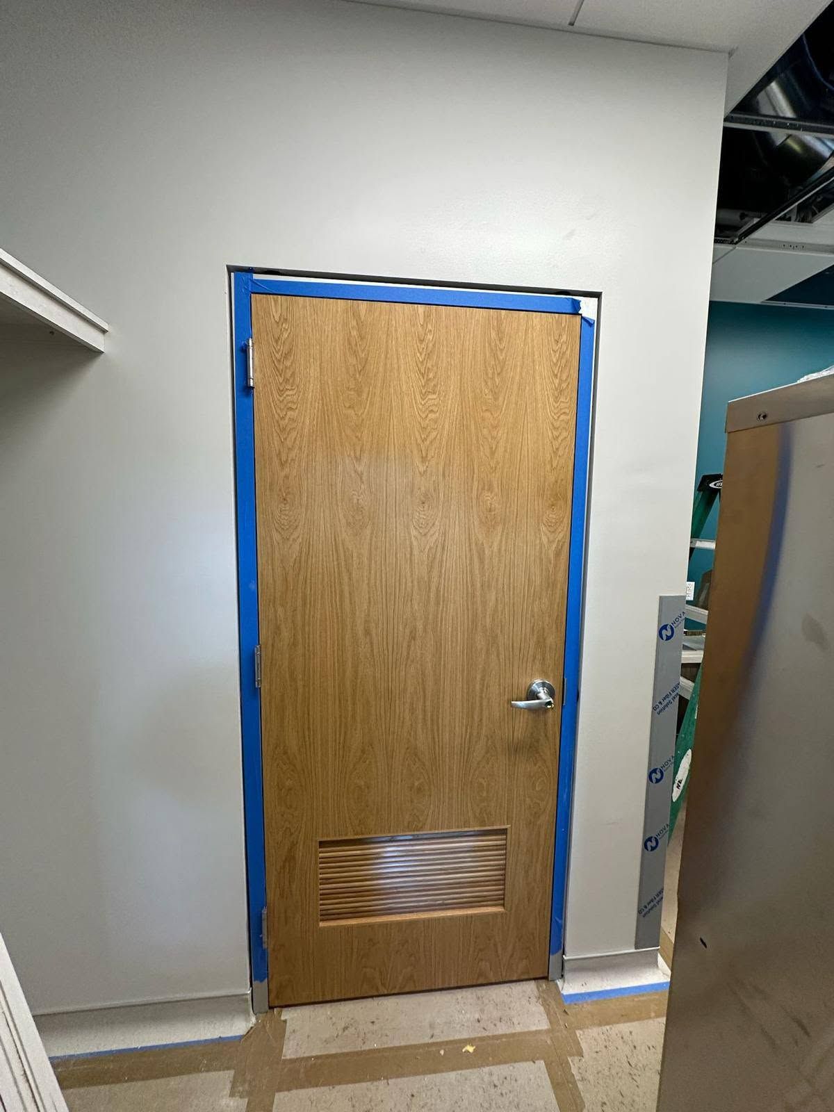 Door installation by E&I — photo 4